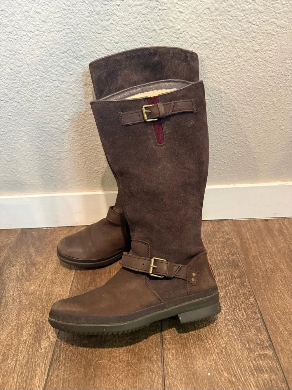 Ugg Australia Thomsen Stout‎ Brown Waterproof Boots Size 6